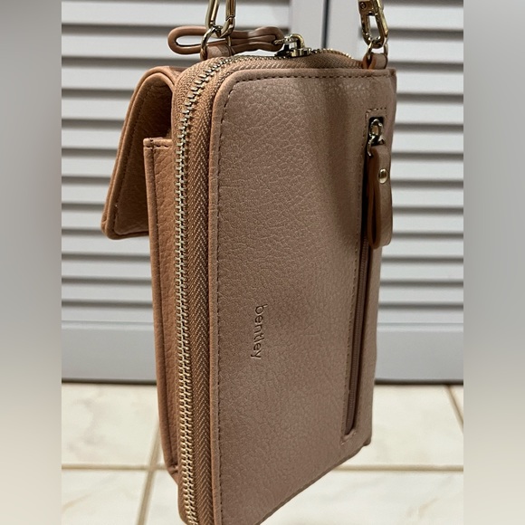 Bentley Travel Crossbody Purse - Picture 5 of 10